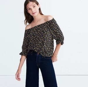 Madewell-Off-Shoulder Top-In Falling Leaves- 100%Silk. Size M